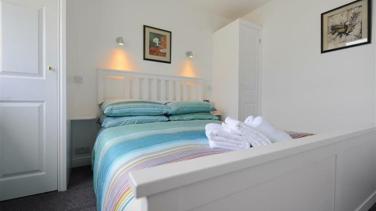 Ferienwohnung Upper Seascape Lyme Regis Exterior foto